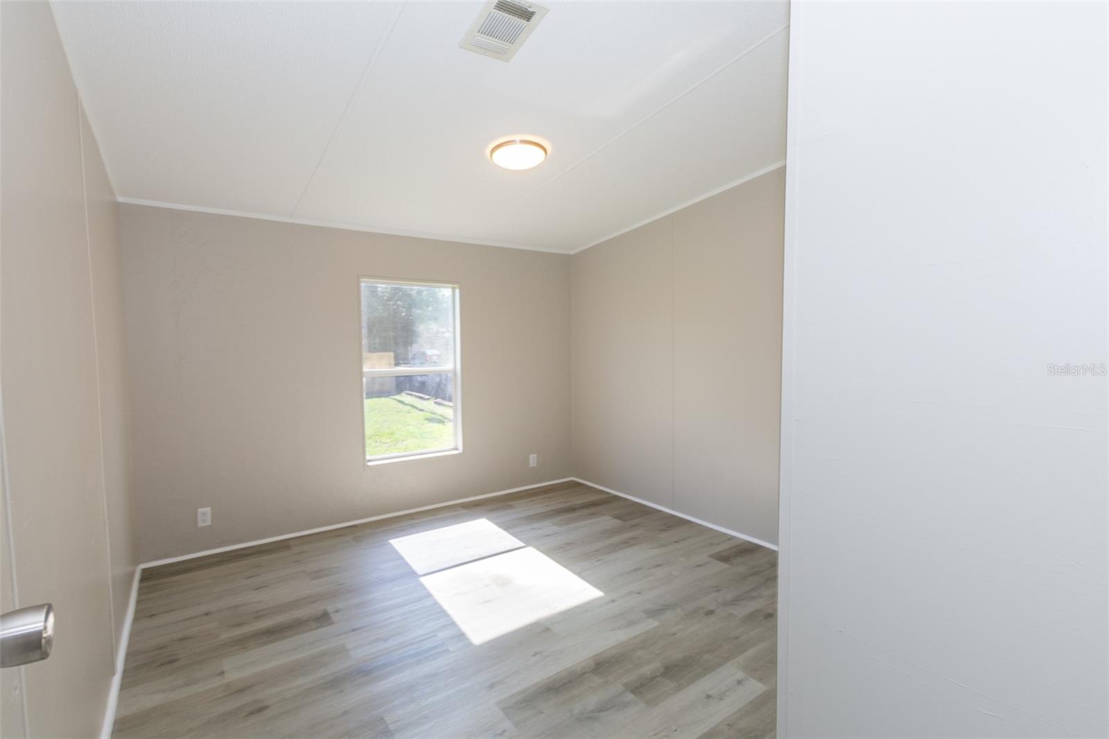 MOON LAKE ESTATES - Residential