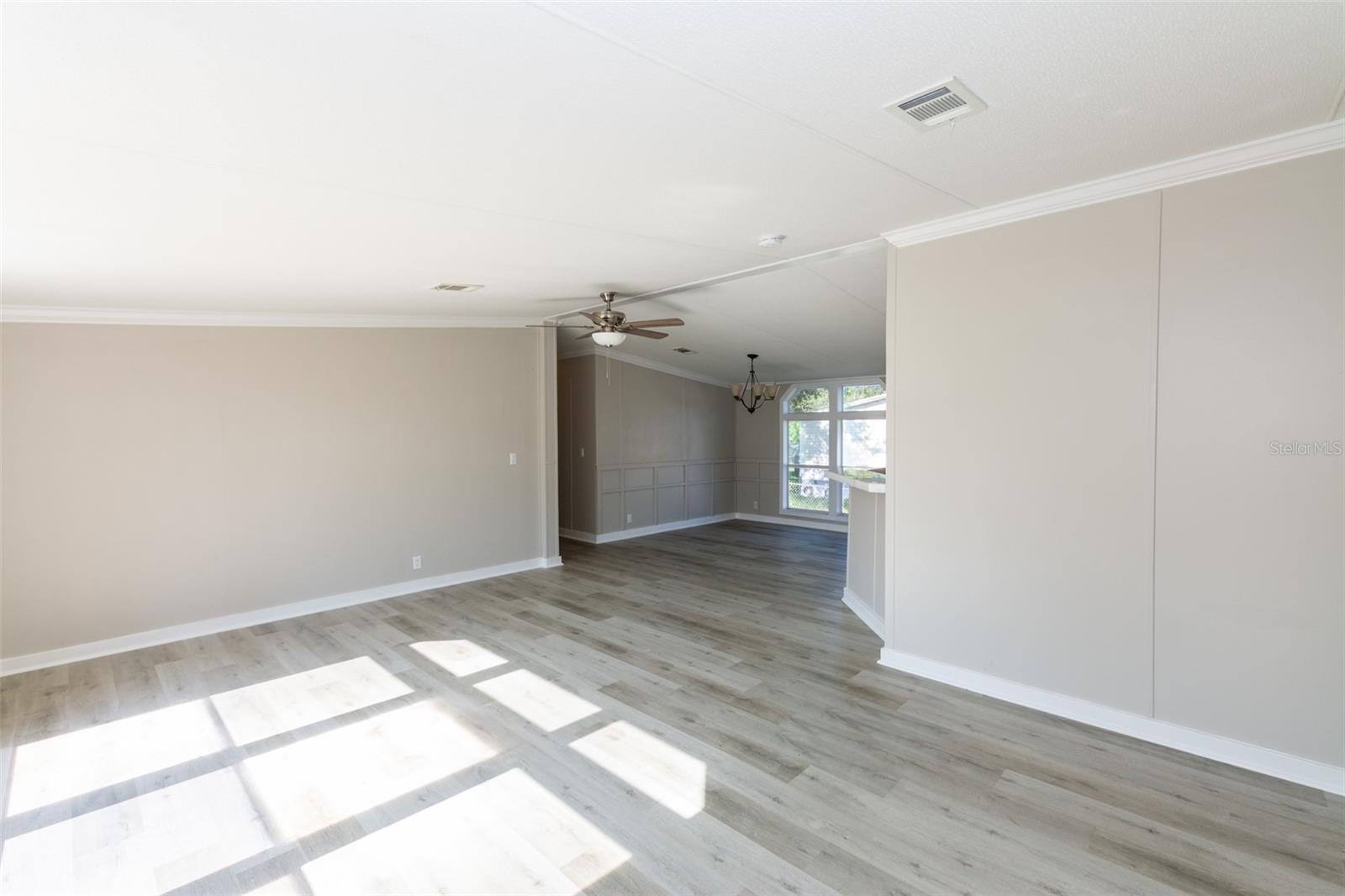 MOON LAKE ESTATES - Residential