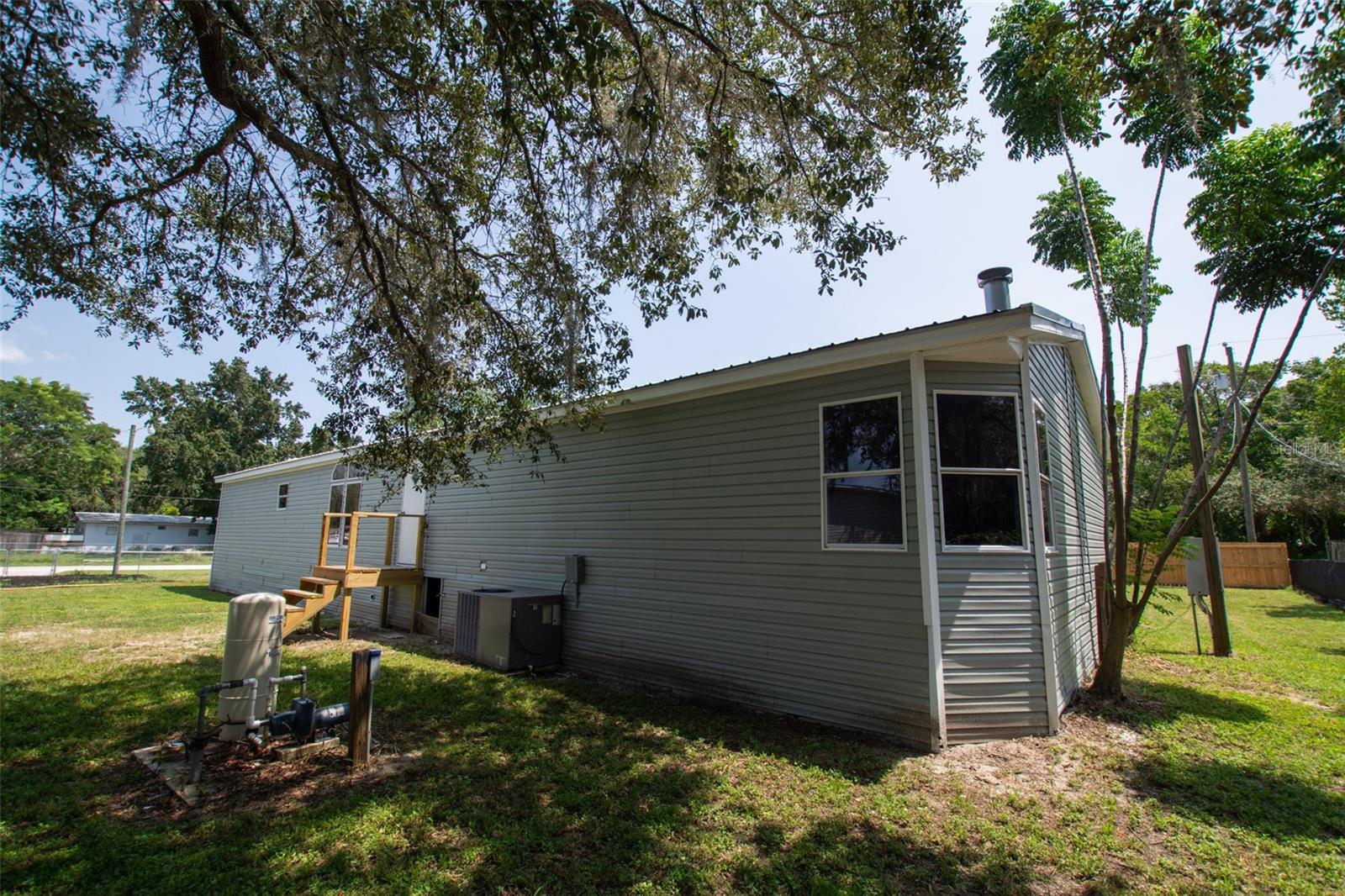 MOON LAKE ESTATES - Residential