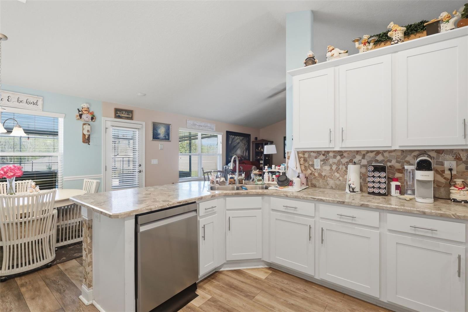 EAGLE LAKES PH 1 SEC 1 - Residential