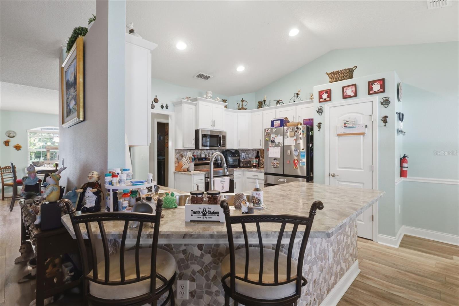 EAGLE LAKES PH 1 SEC 1 - Residential