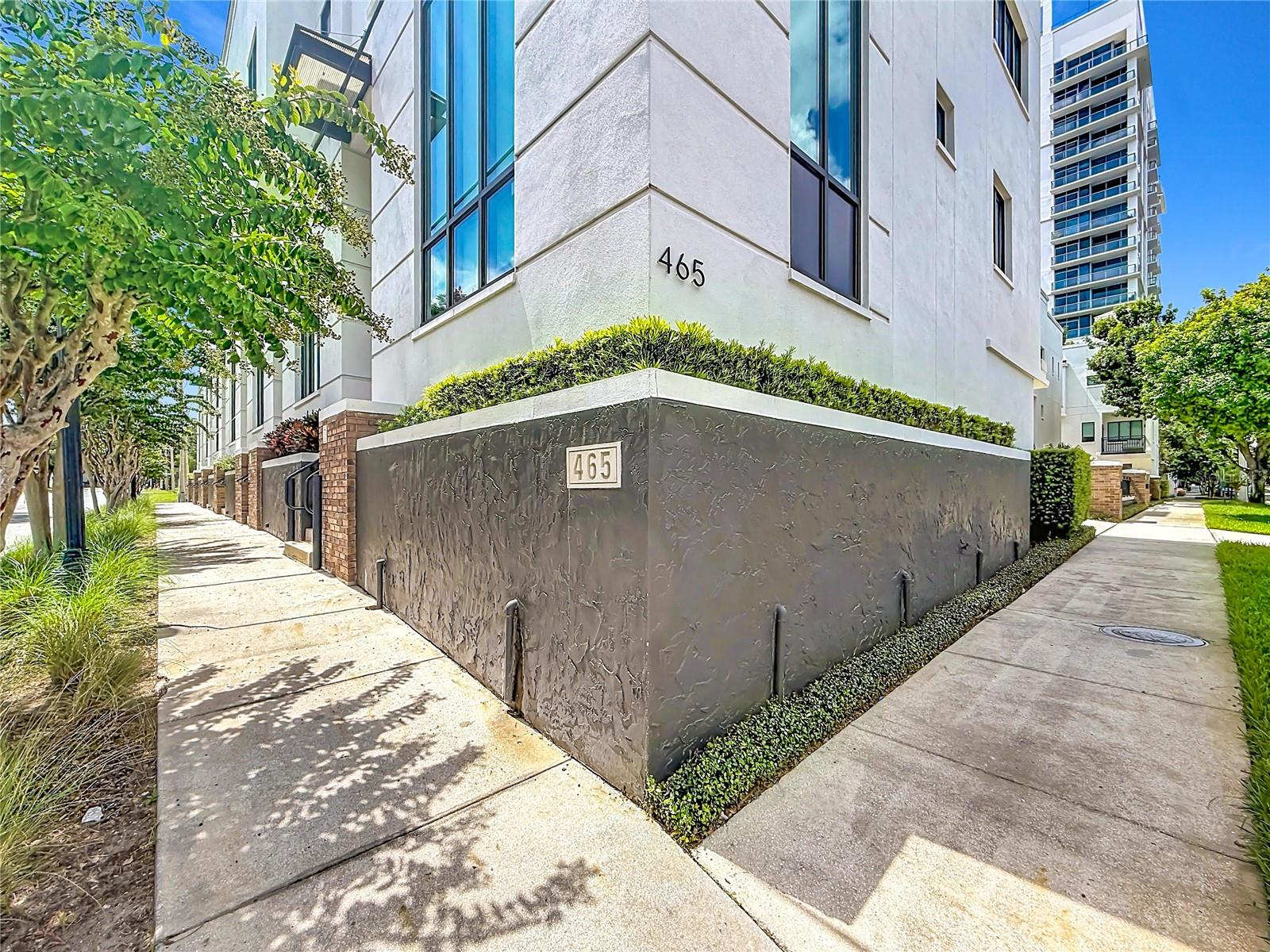 465 E SOUTH STREET 6