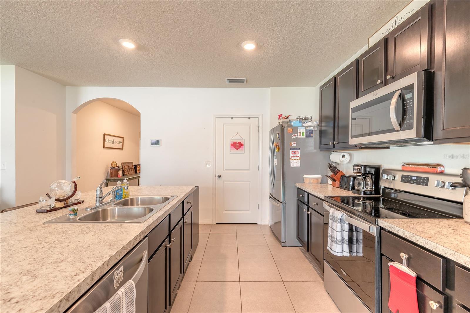 4273 NE 29TH PLACE