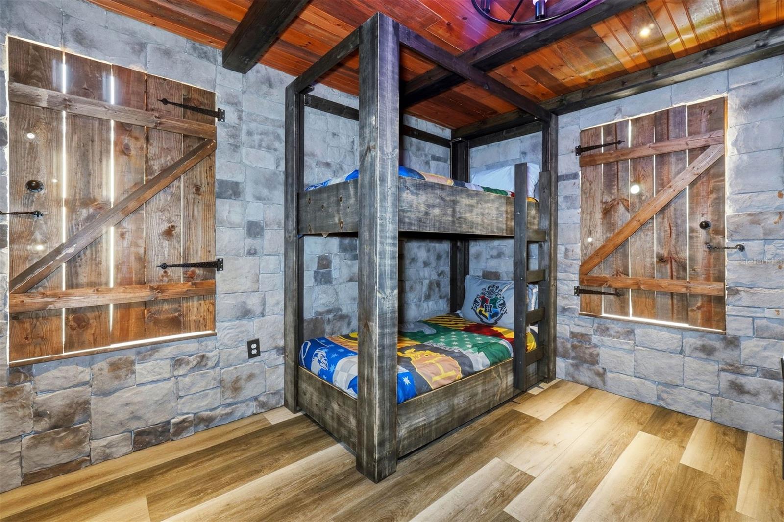 STONEYBROOK SOUTH PH 1 - Residential