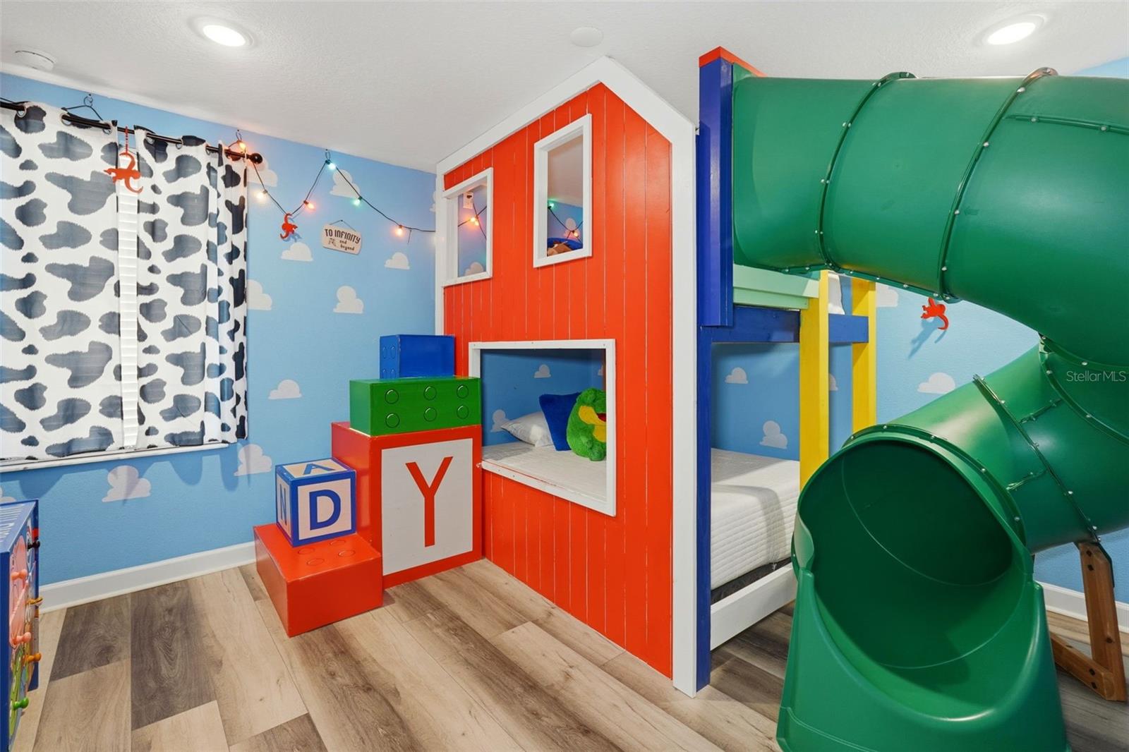 STONEYBROOK SOUTH PH 1 - Residential