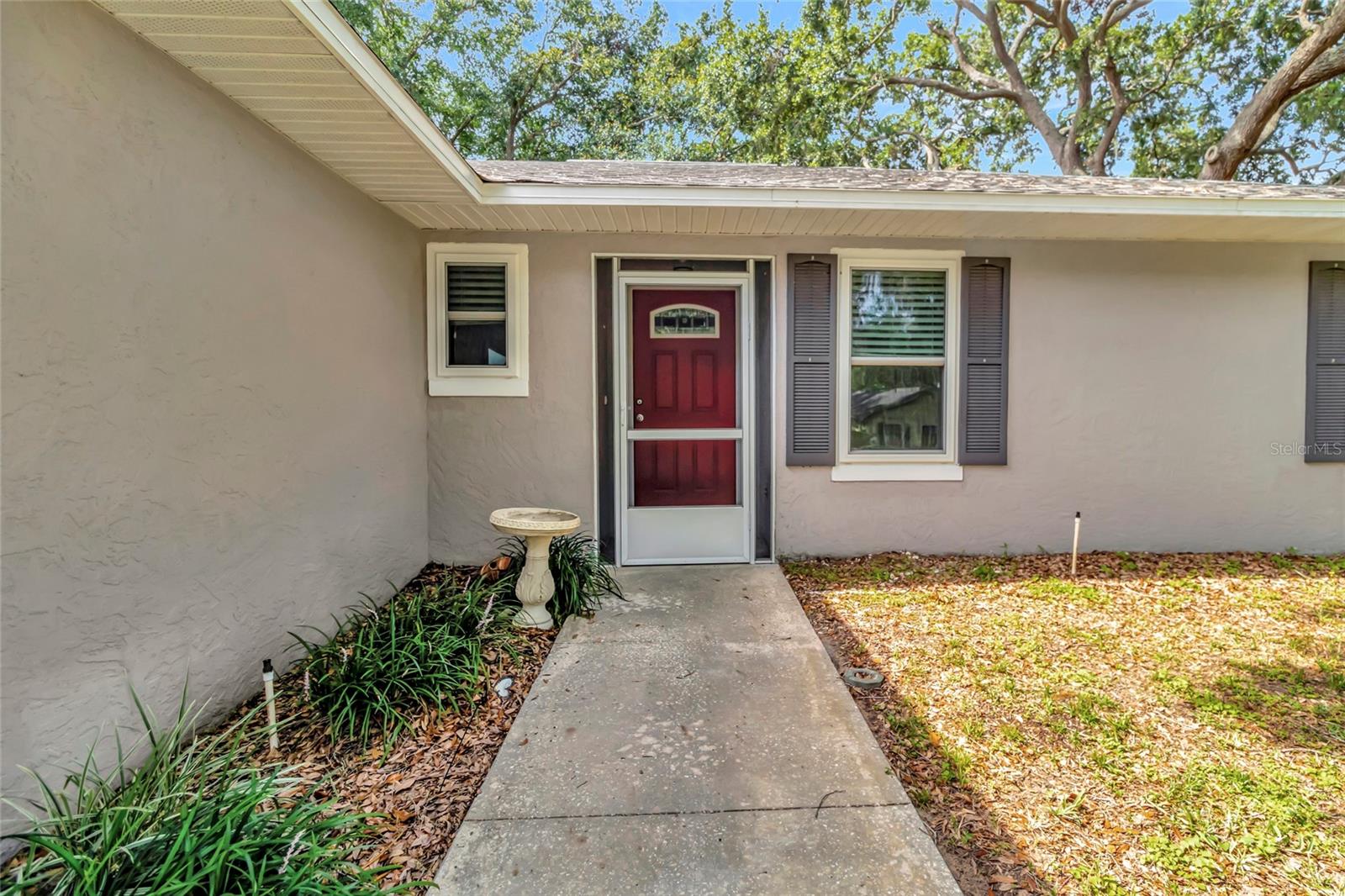 1511 W MAGNOLIA STREET