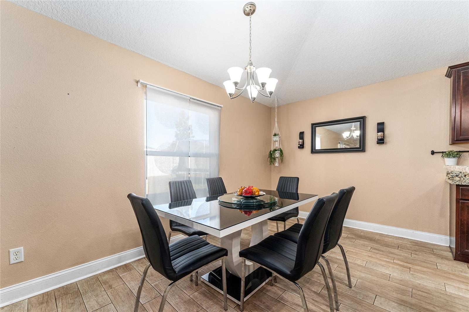 MEADOW GLEN - Residential