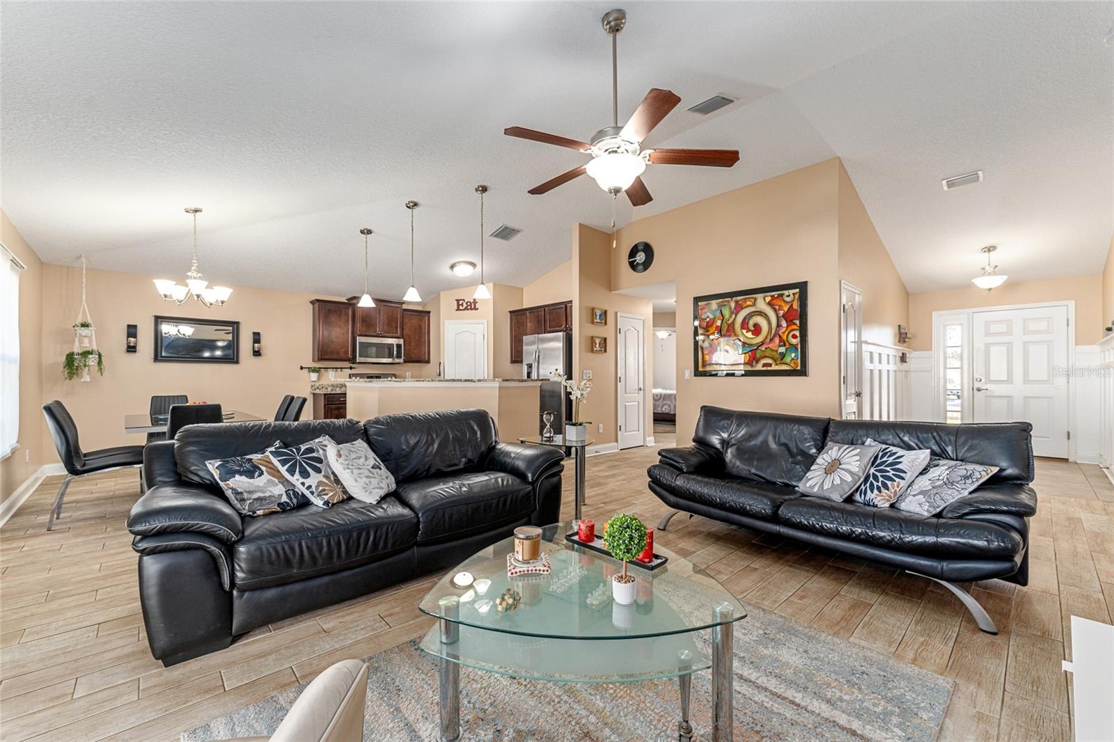 MEADOW GLEN - Residential