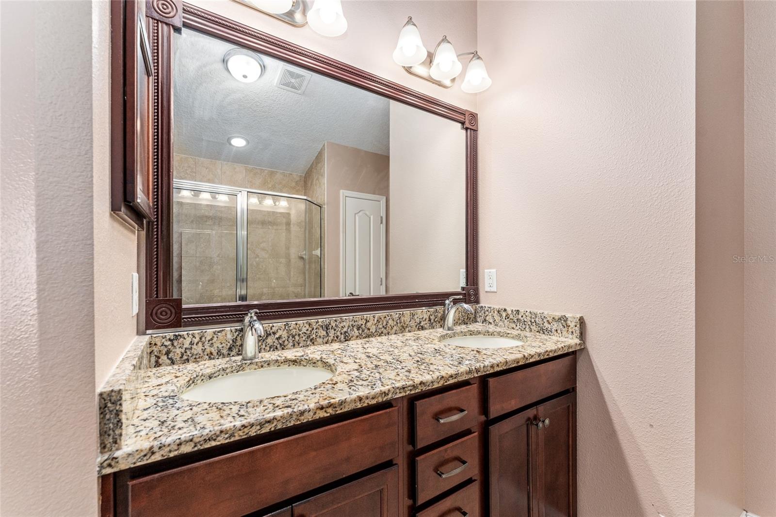 MEADOW GLEN - Residential