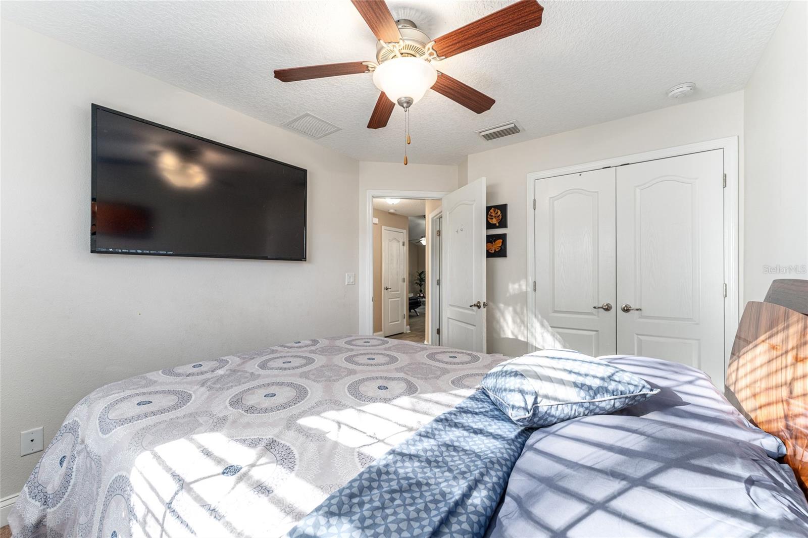 MEADOW GLEN - Residential