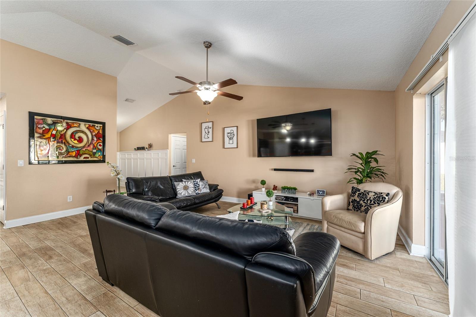 MEADOW GLEN - Residential