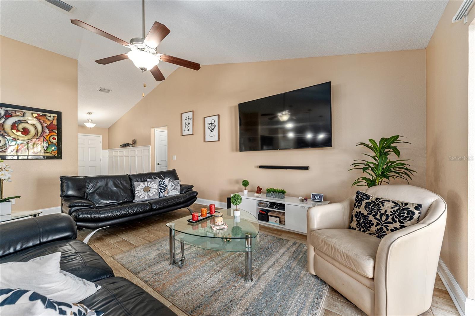 MEADOW GLEN - Residential