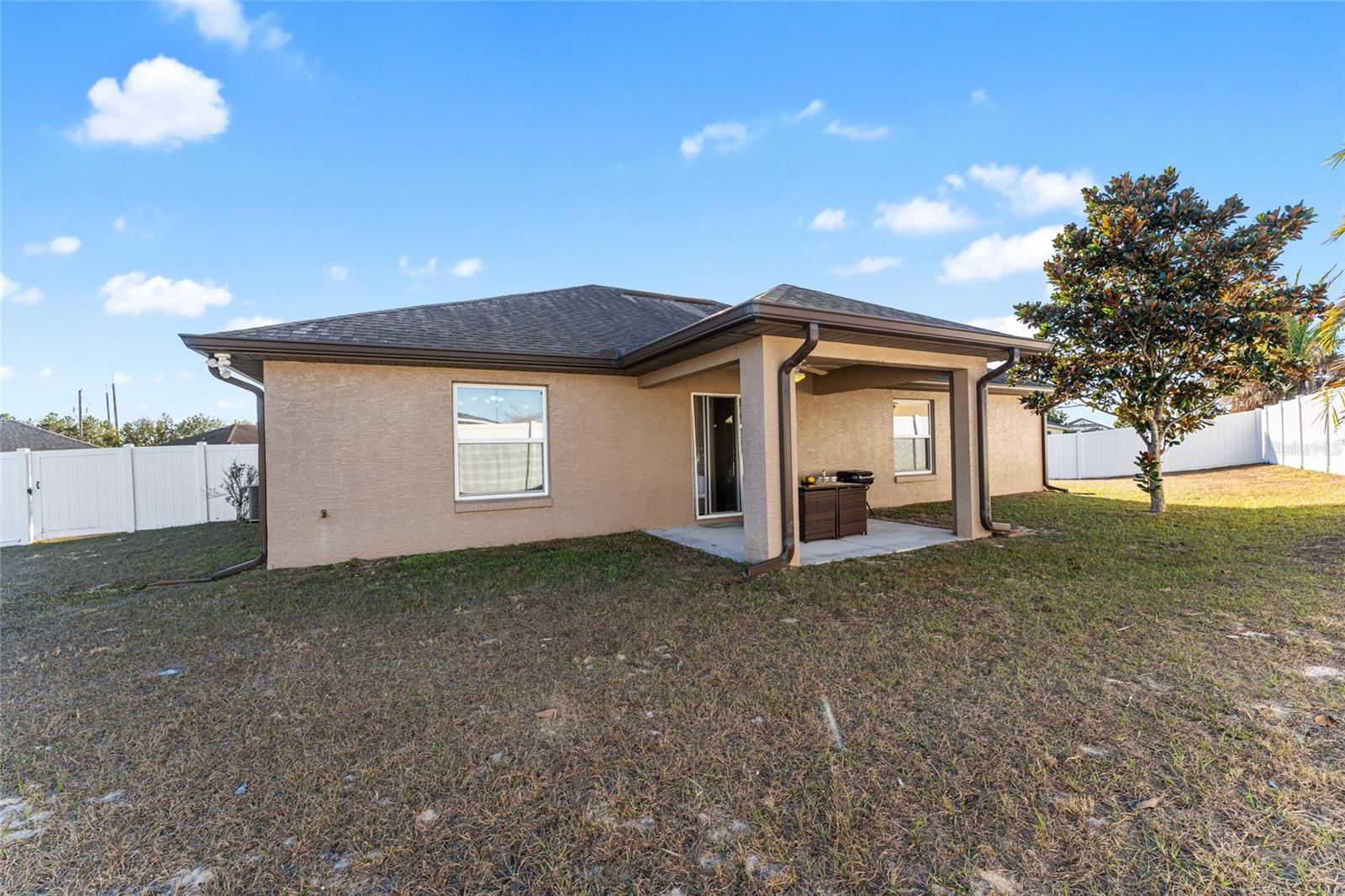 MEADOW GLEN - Residential