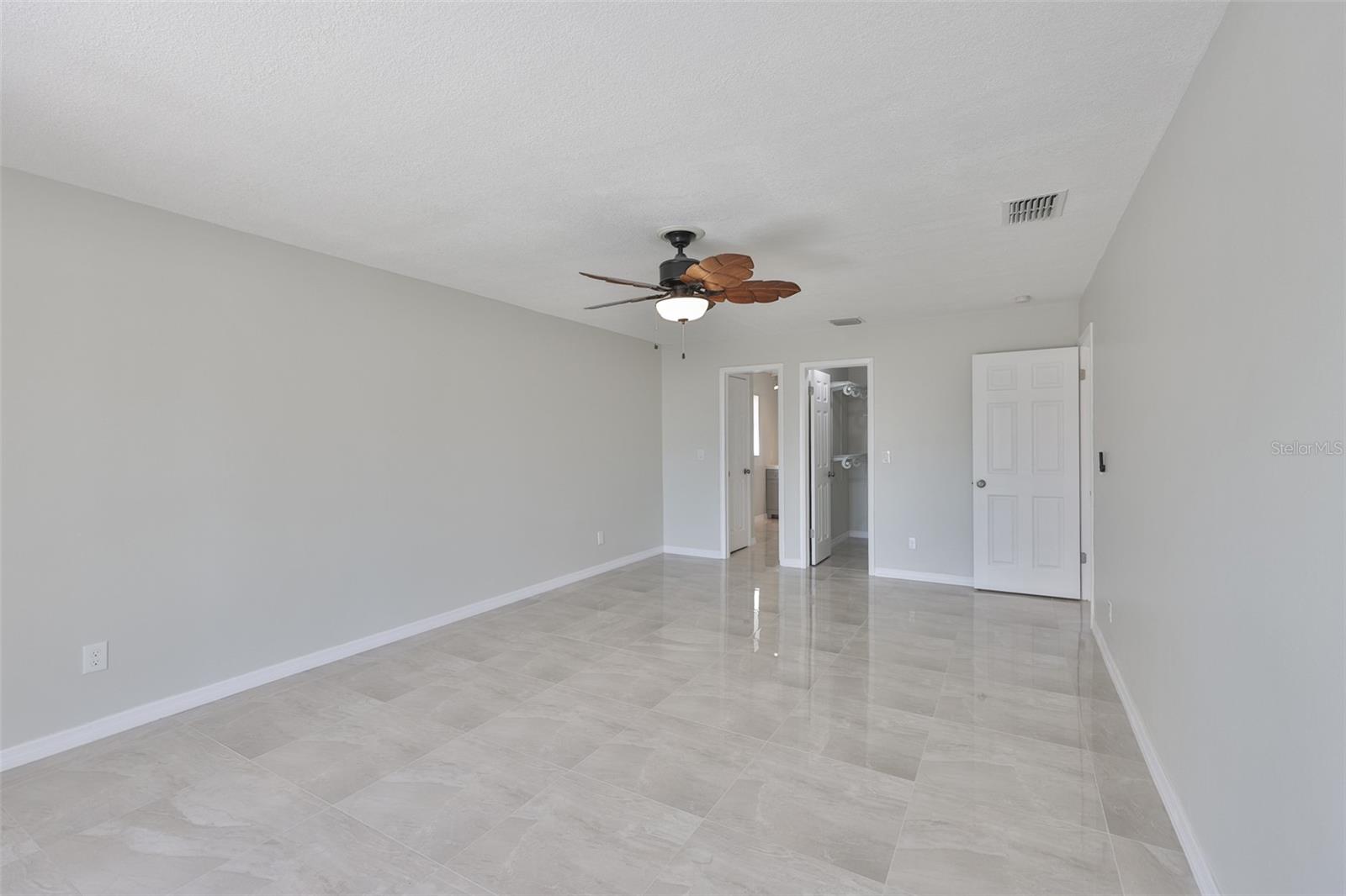 SABAL KEY UNIT 2 - Residential