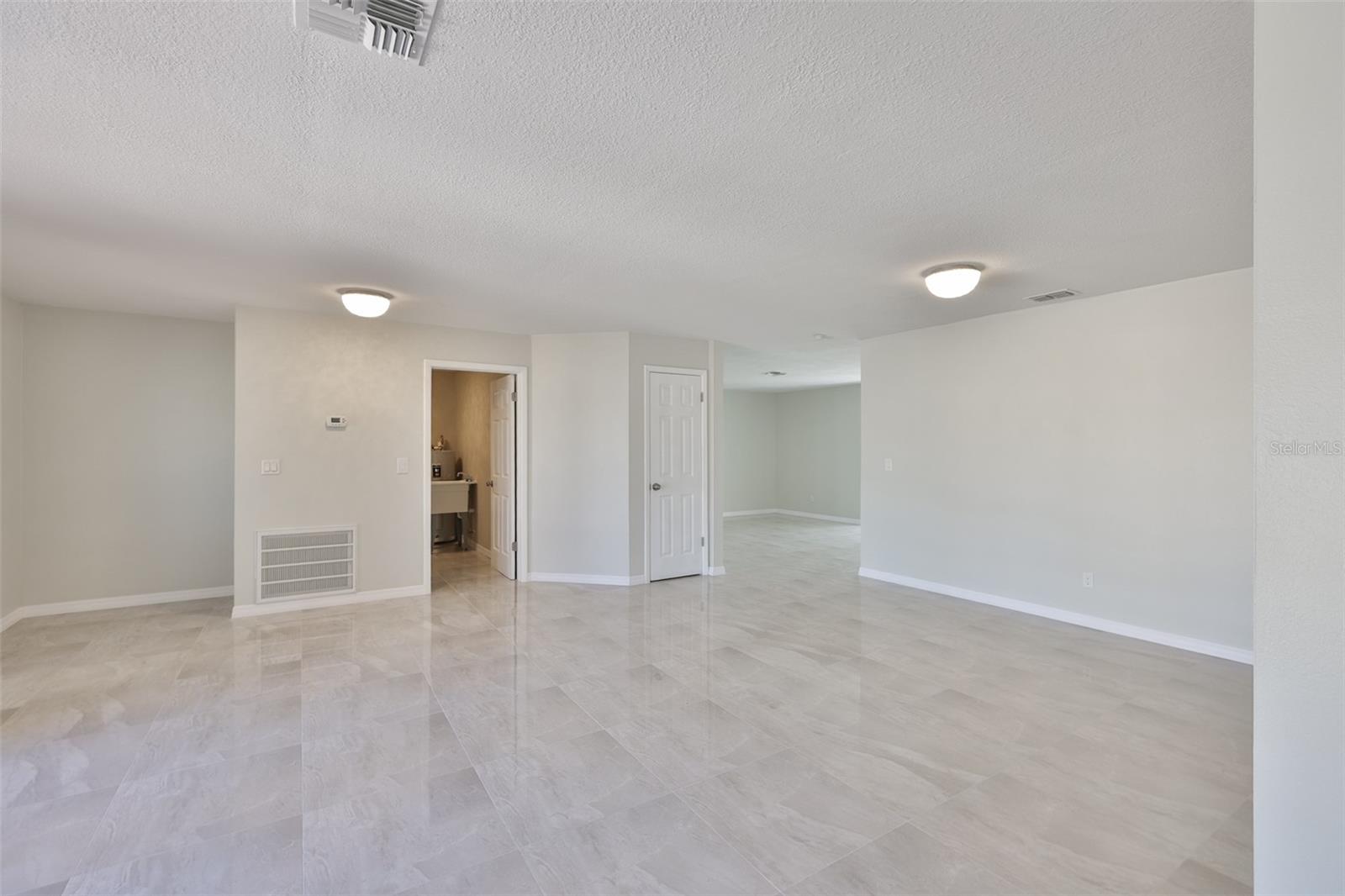 SABAL KEY UNIT 2 - Residential