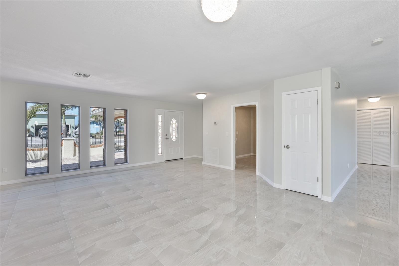 SABAL KEY UNIT 2 - Residential