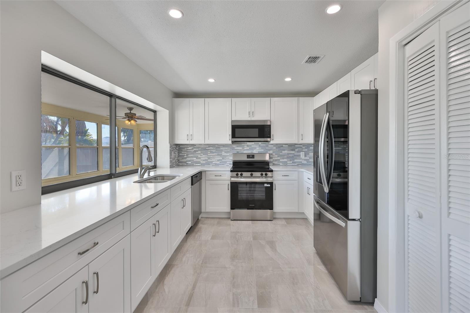 SABAL KEY UNIT 2 - Residential