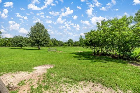 Tiny photo for 3905 SE 84th Lane Road, Ocala, FL 34480 (MLS # OM705021)