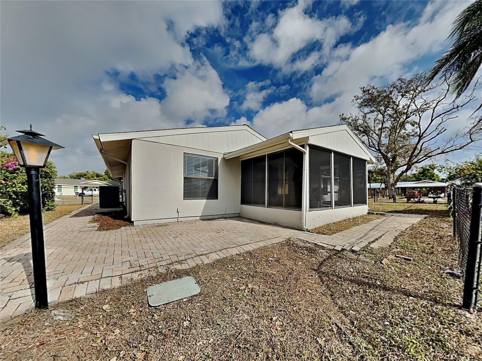 CORDOVA LAKES PH II - Residential Lease