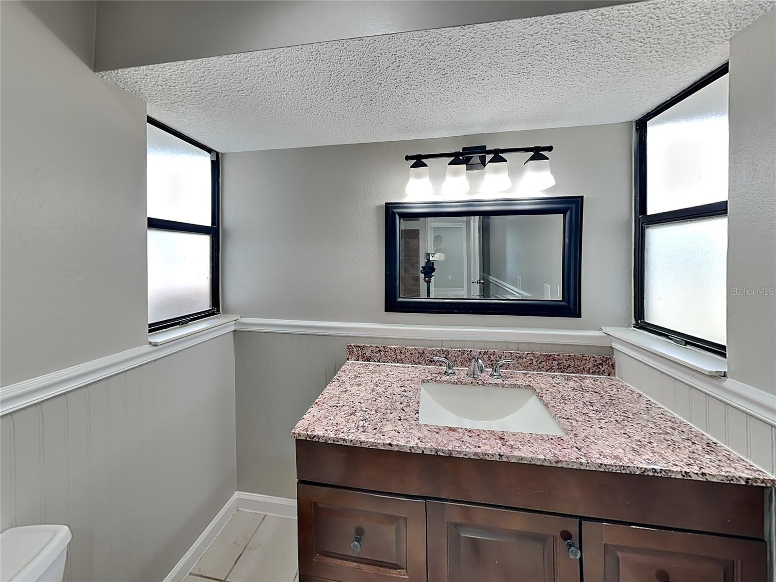 CORDOVA LAKES PH II - Residential Lease