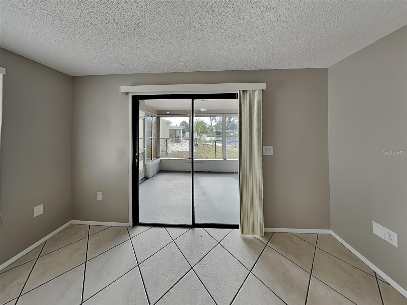 CORDOVA LAKES PH II - Residential Lease