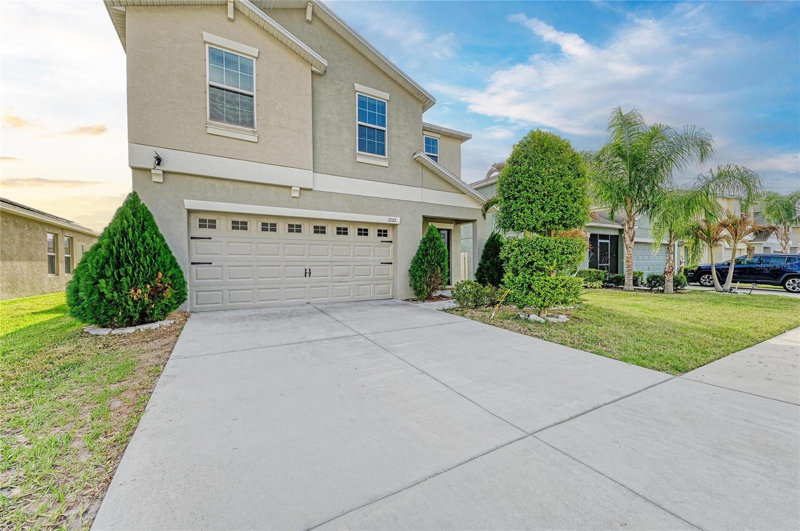 17112 YELLOW PINE STREET