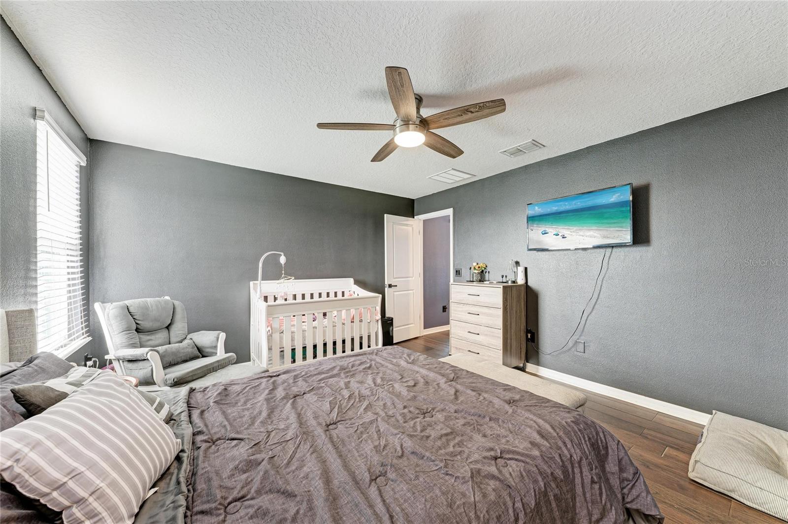 SUNSHINE VILLAGE PH 3B - Residential