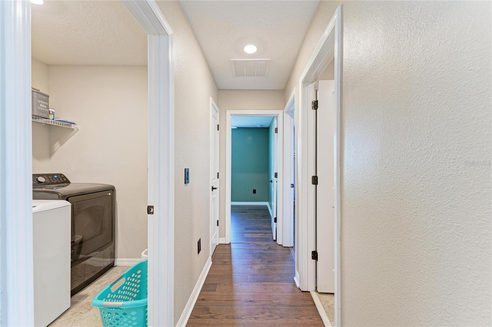 SUNSHINE VILLAGE PH 3B - Residential