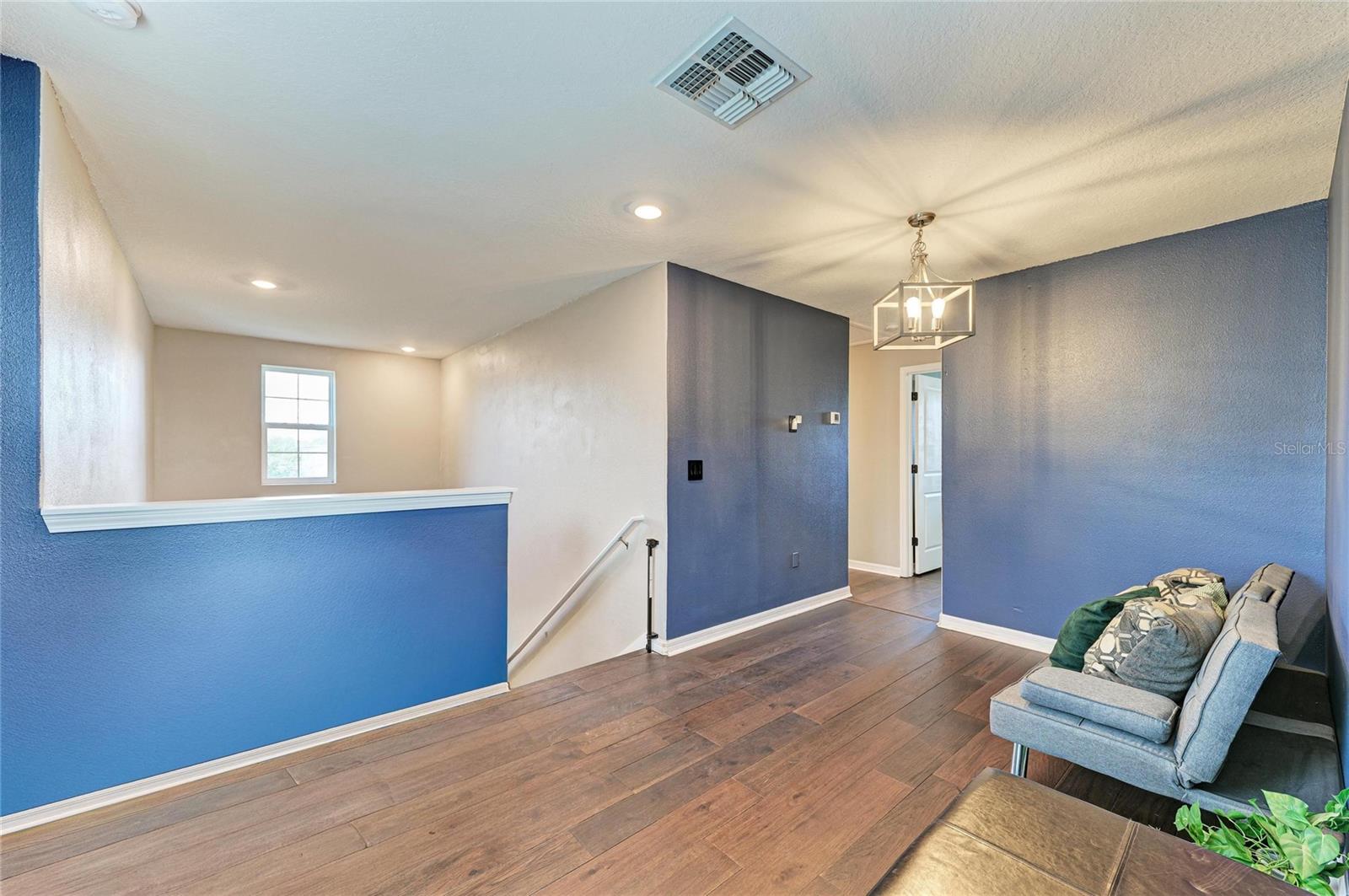 SUNSHINE VILLAGE PH 3B - Residential