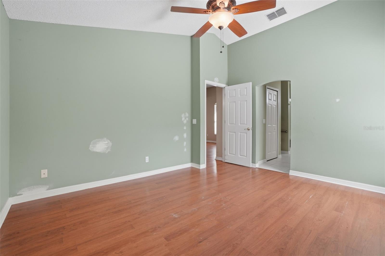 RIVERSIDE AT TWIN RIVERS UN 2 - Residential