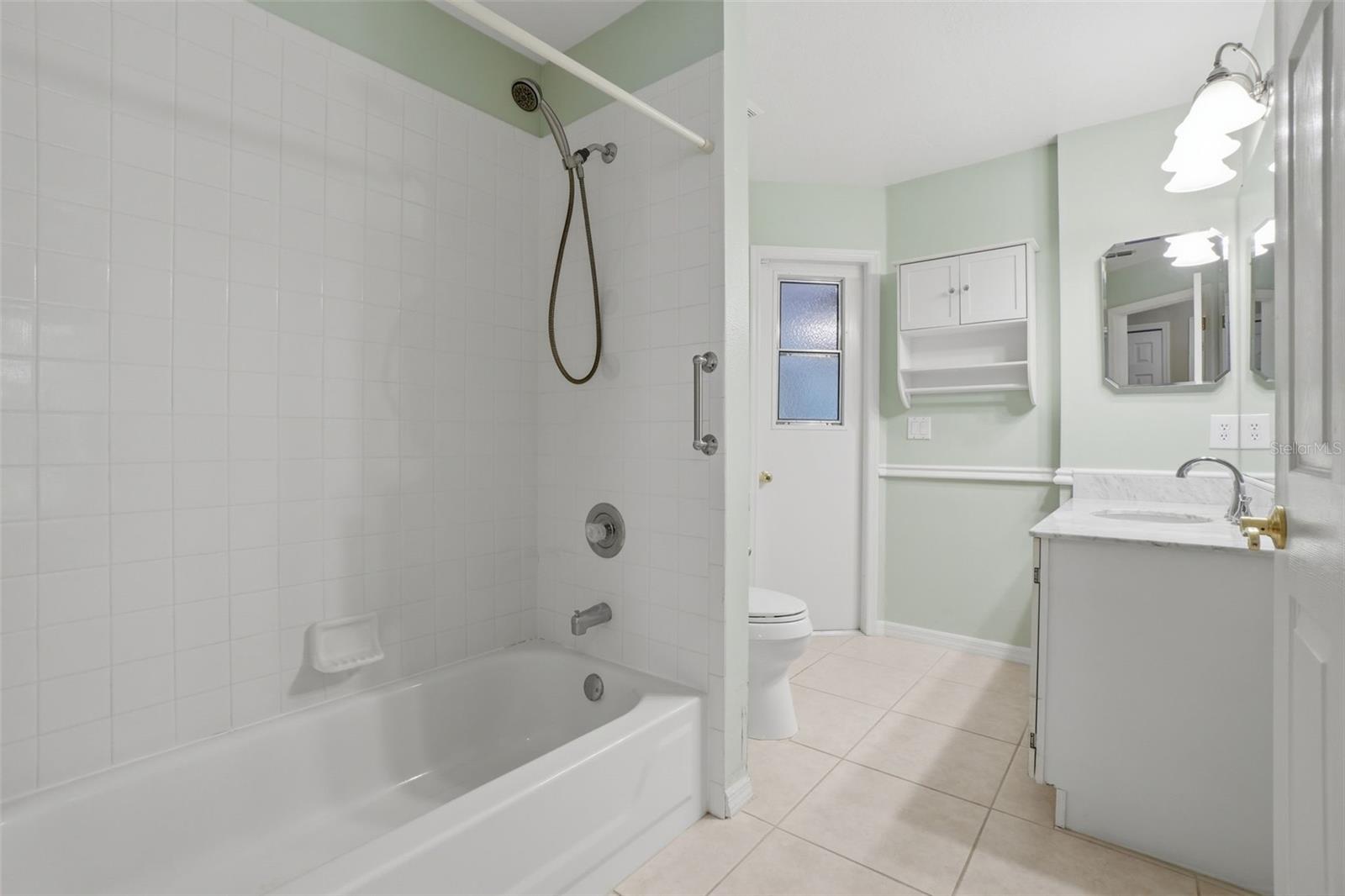 RIVERSIDE AT TWIN RIVERS UN 2 - Residential