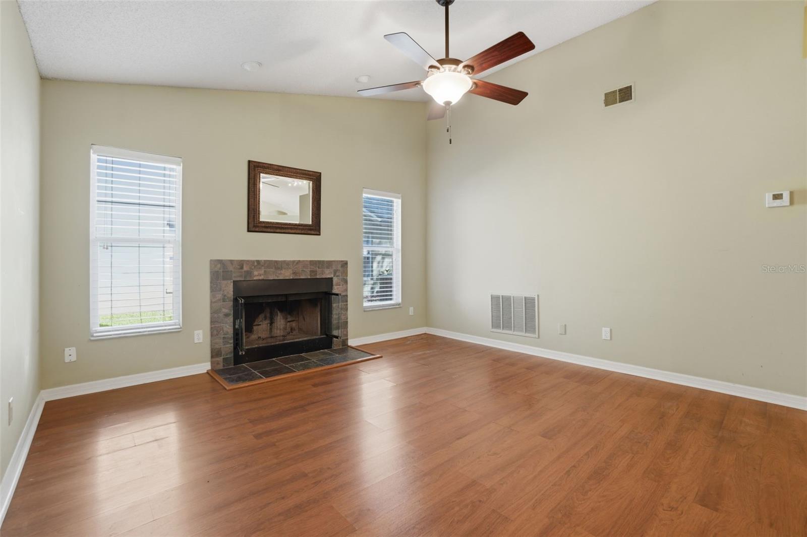 RIVERSIDE AT TWIN RIVERS UN 2 - Residential