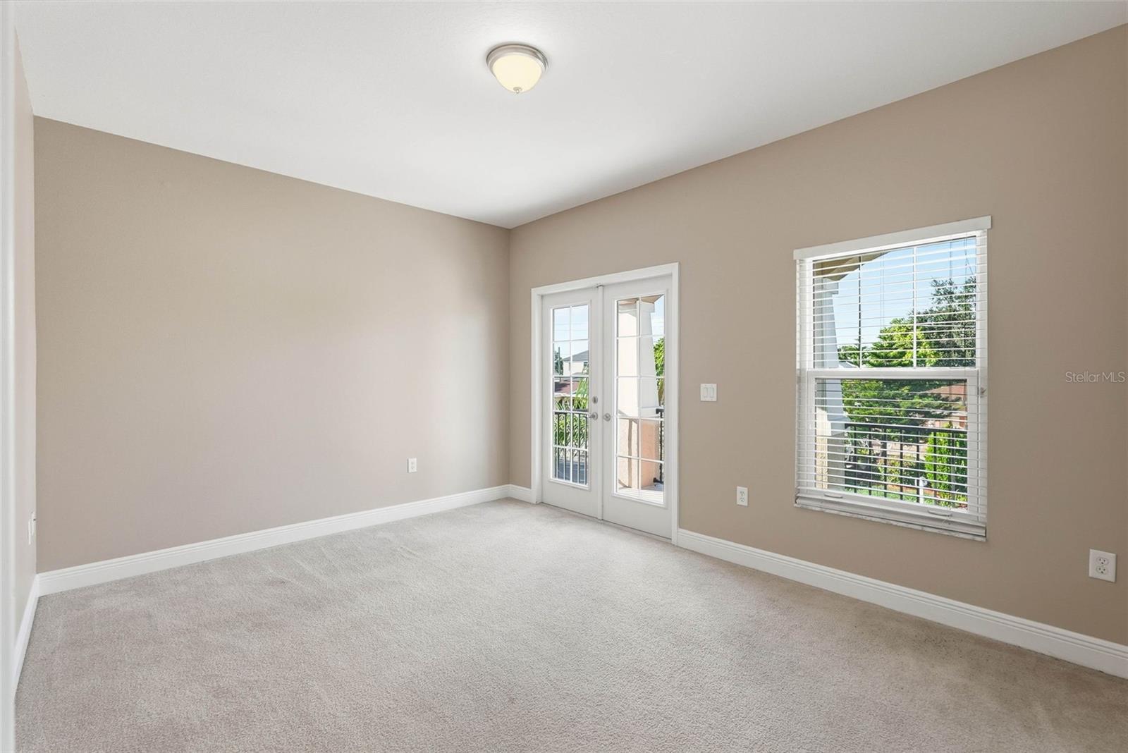 IVY OAK ESTATES - Residential