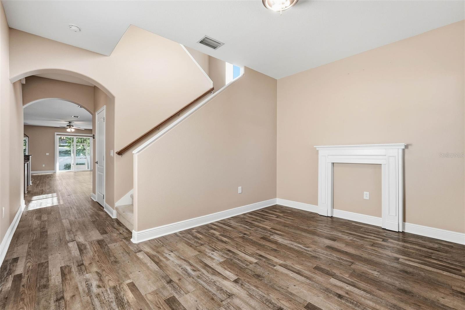 IVY OAK ESTATES - Residential