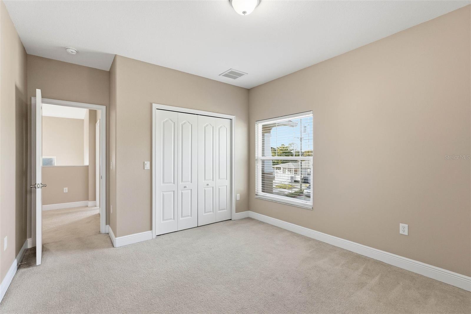 IVY OAK ESTATES - Residential