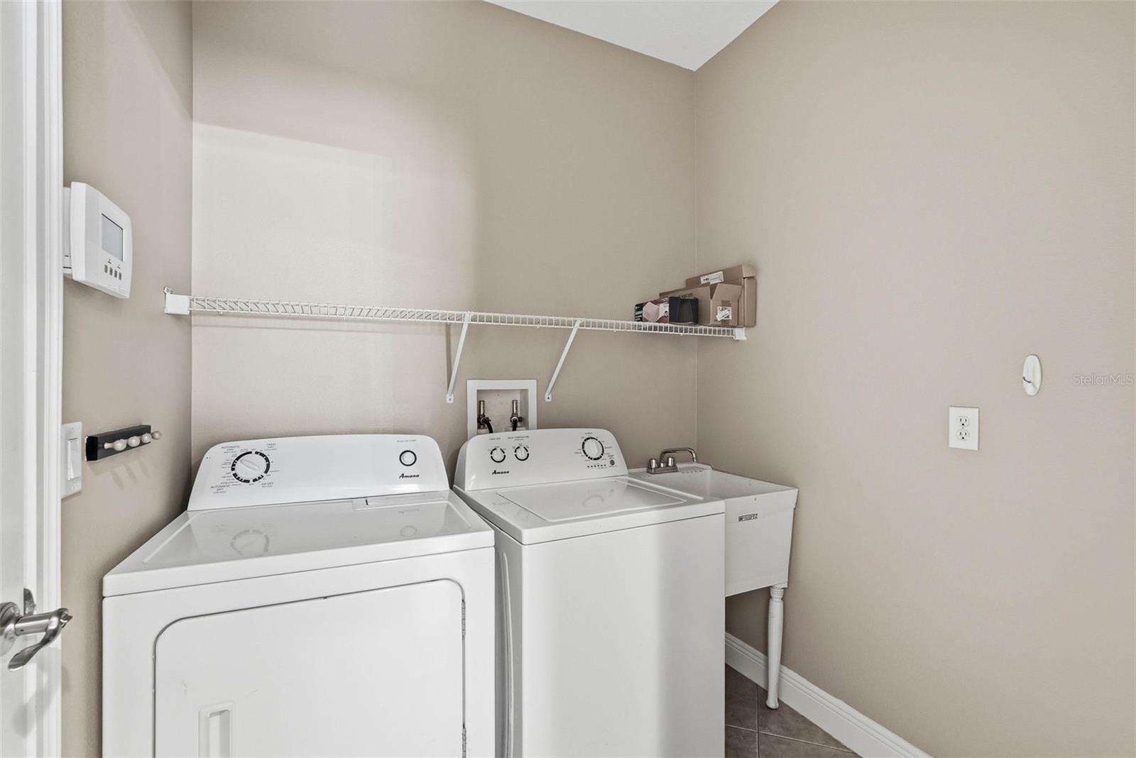 IVY OAK ESTATES - Residential