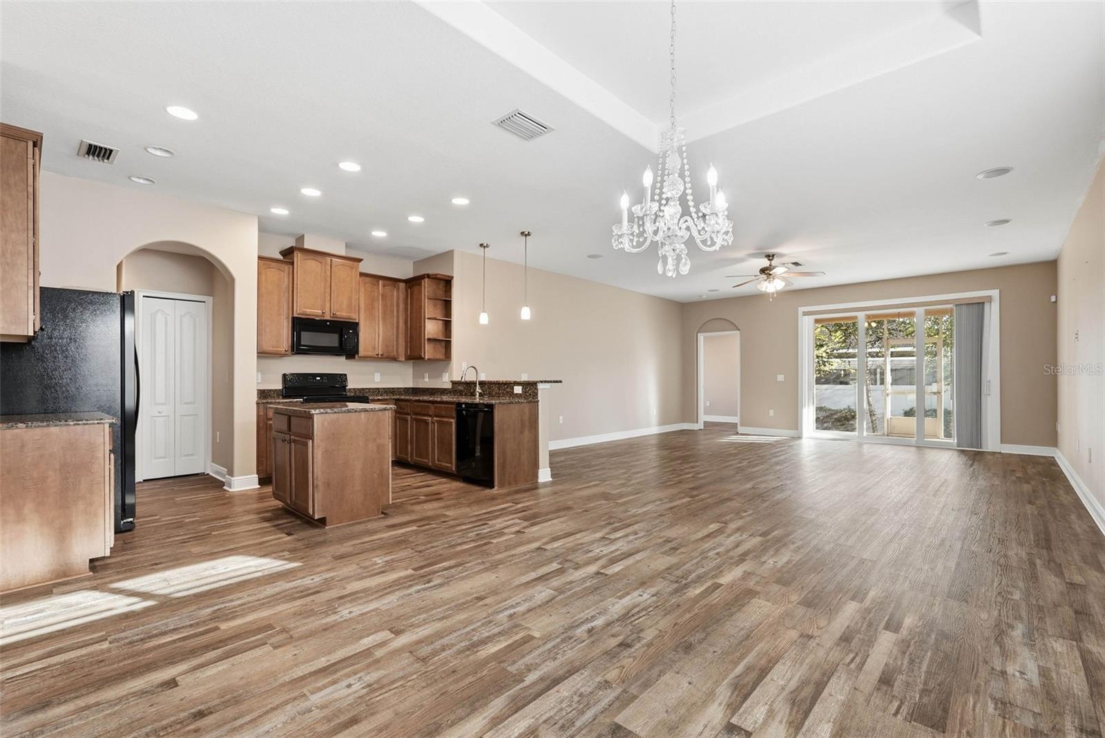 IVY OAK ESTATES - Residential