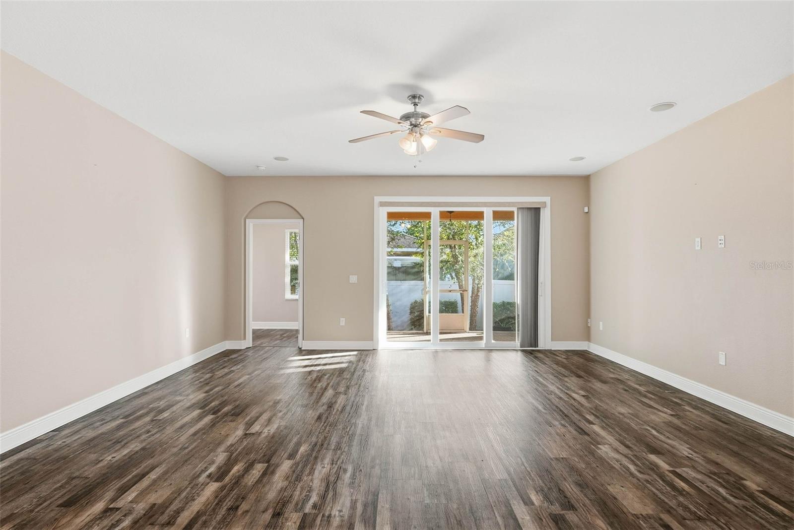 IVY OAK ESTATES - Residential