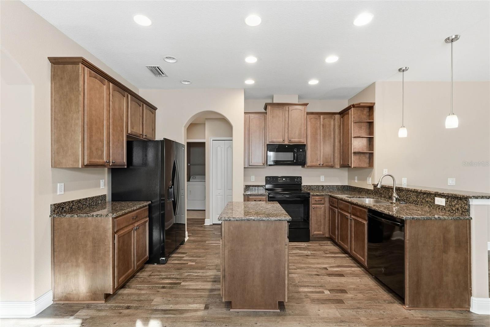 IVY OAK ESTATES - Residential