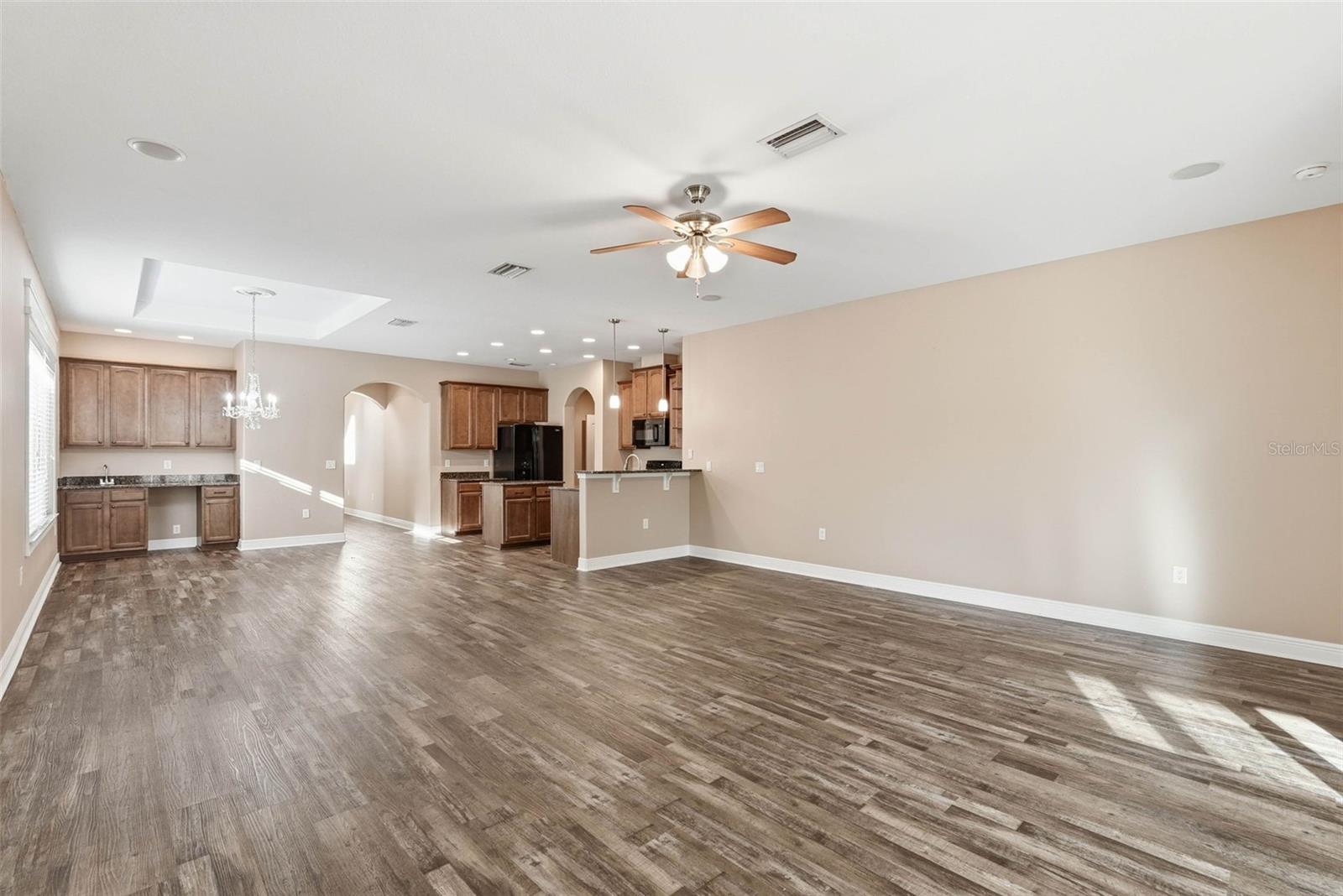IVY OAK ESTATES - Residential