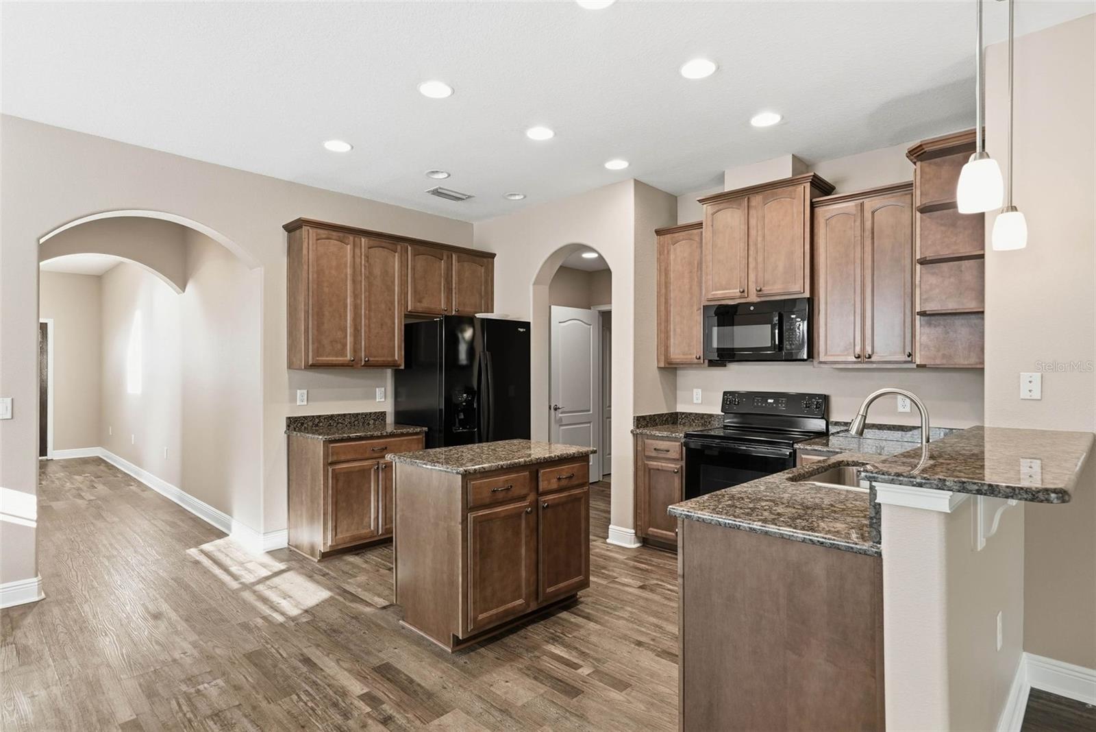 IVY OAK ESTATES - Residential