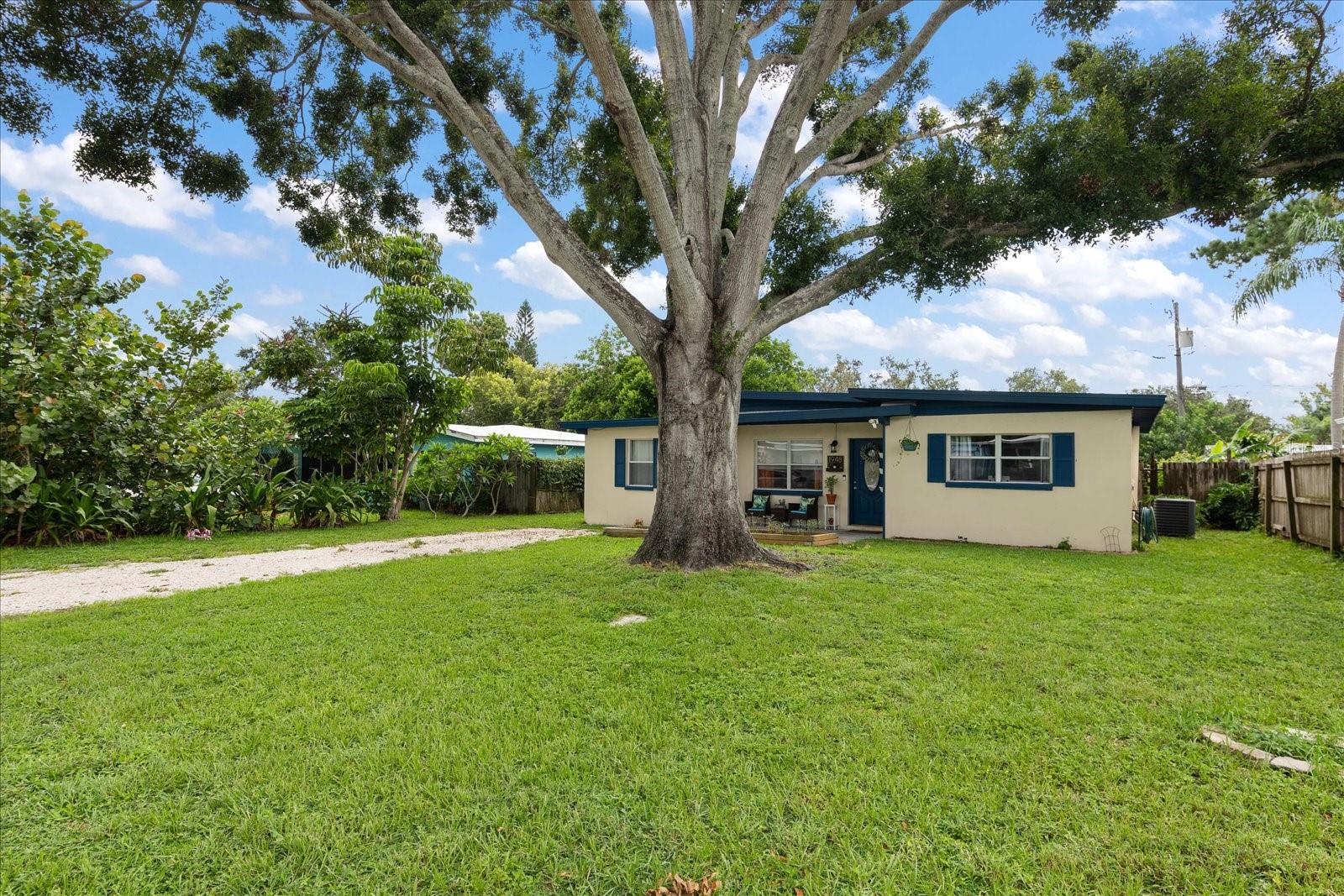 1948 RIDGEWOOD DRIVE