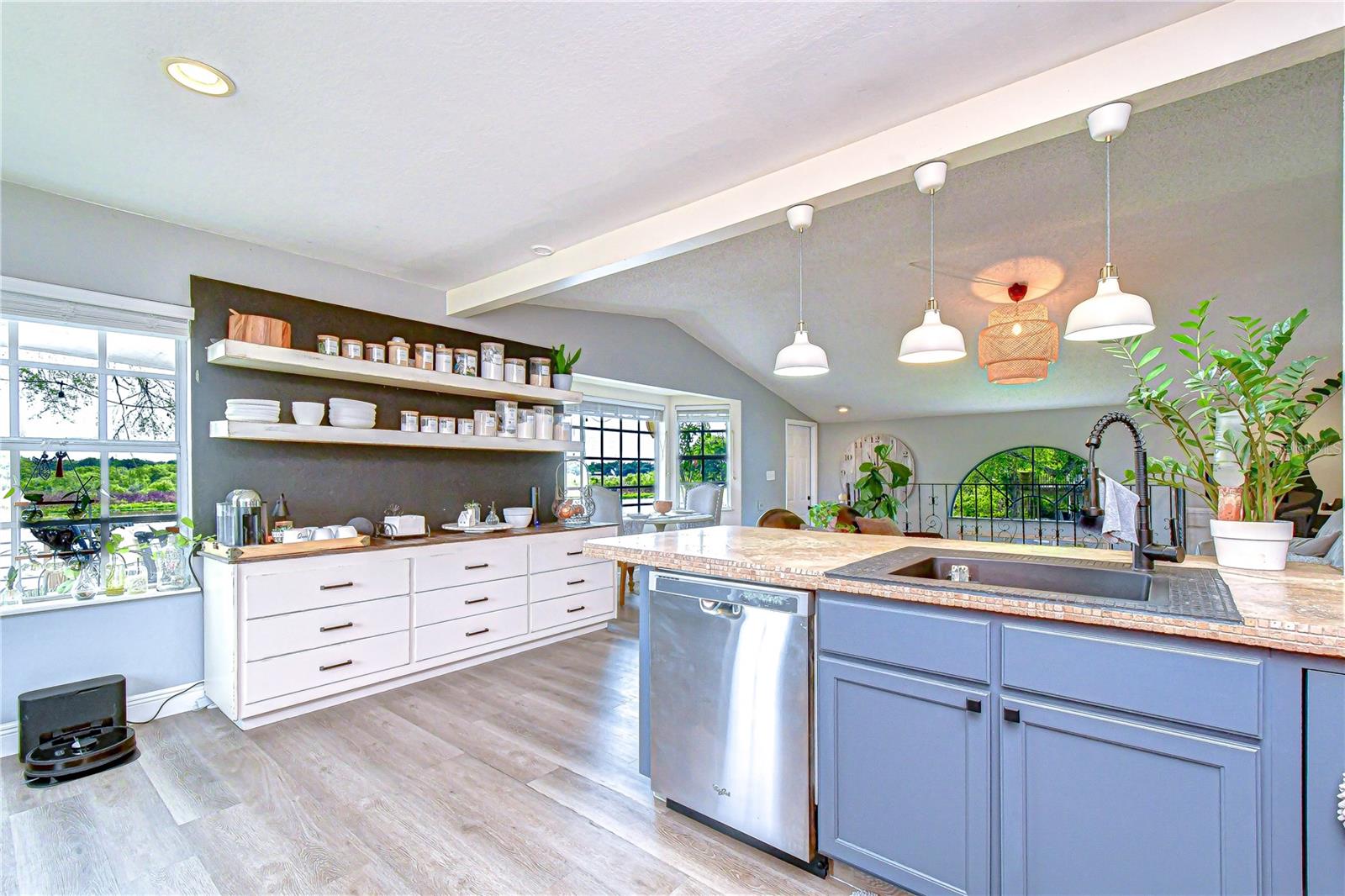 BRANDON LAKES - Residential