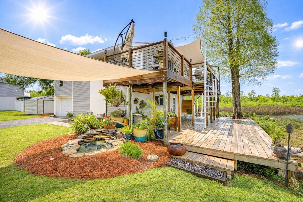 Photo of 1216 Brandon Lakes Avenue, Valrico, FL 33594 (MLS # TB8495506)