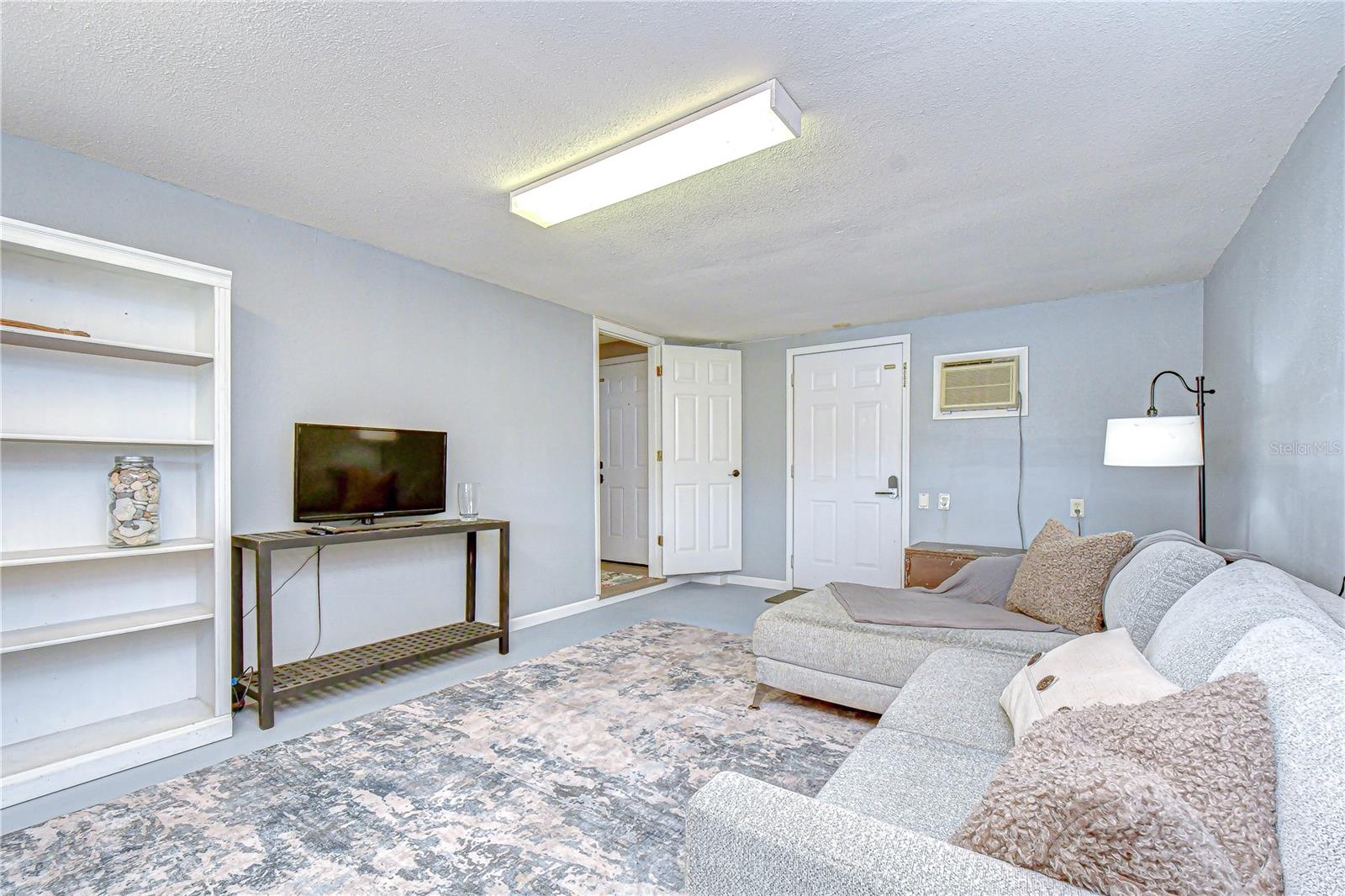 BRANDON LAKES - Residential