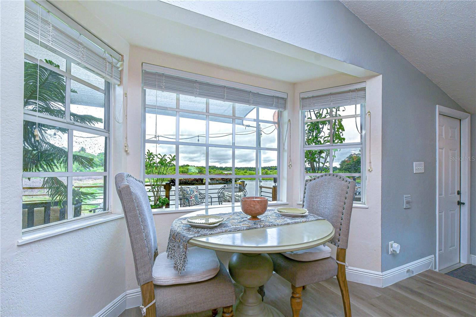 BRANDON LAKES - Residential