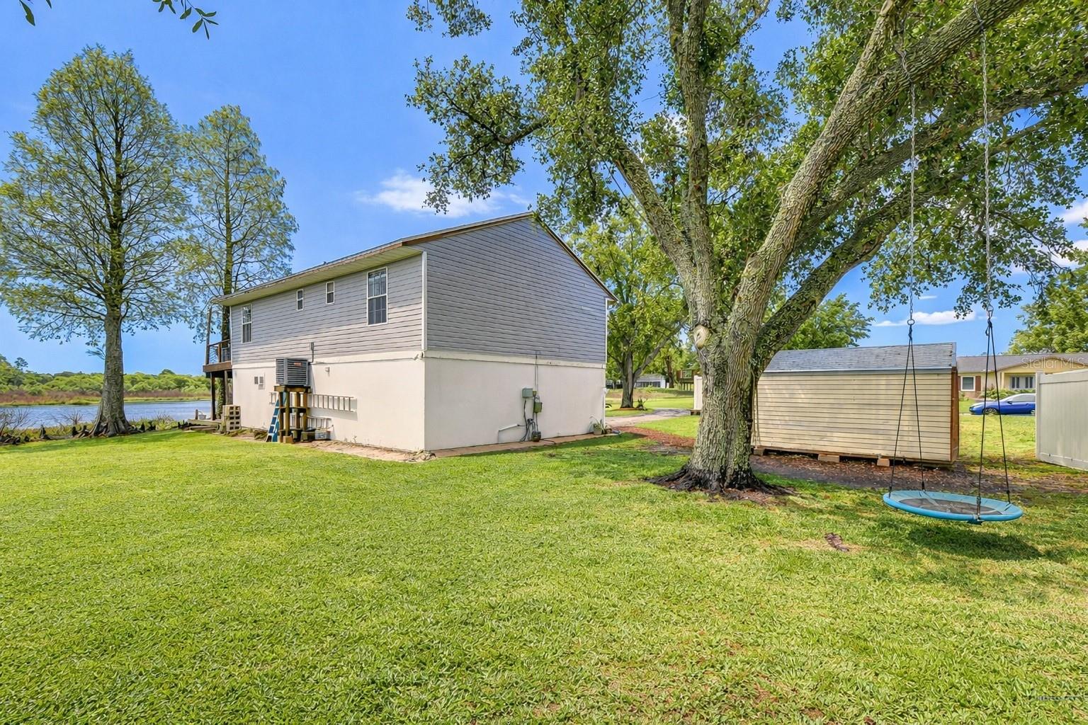 BRANDON LAKES - Residential