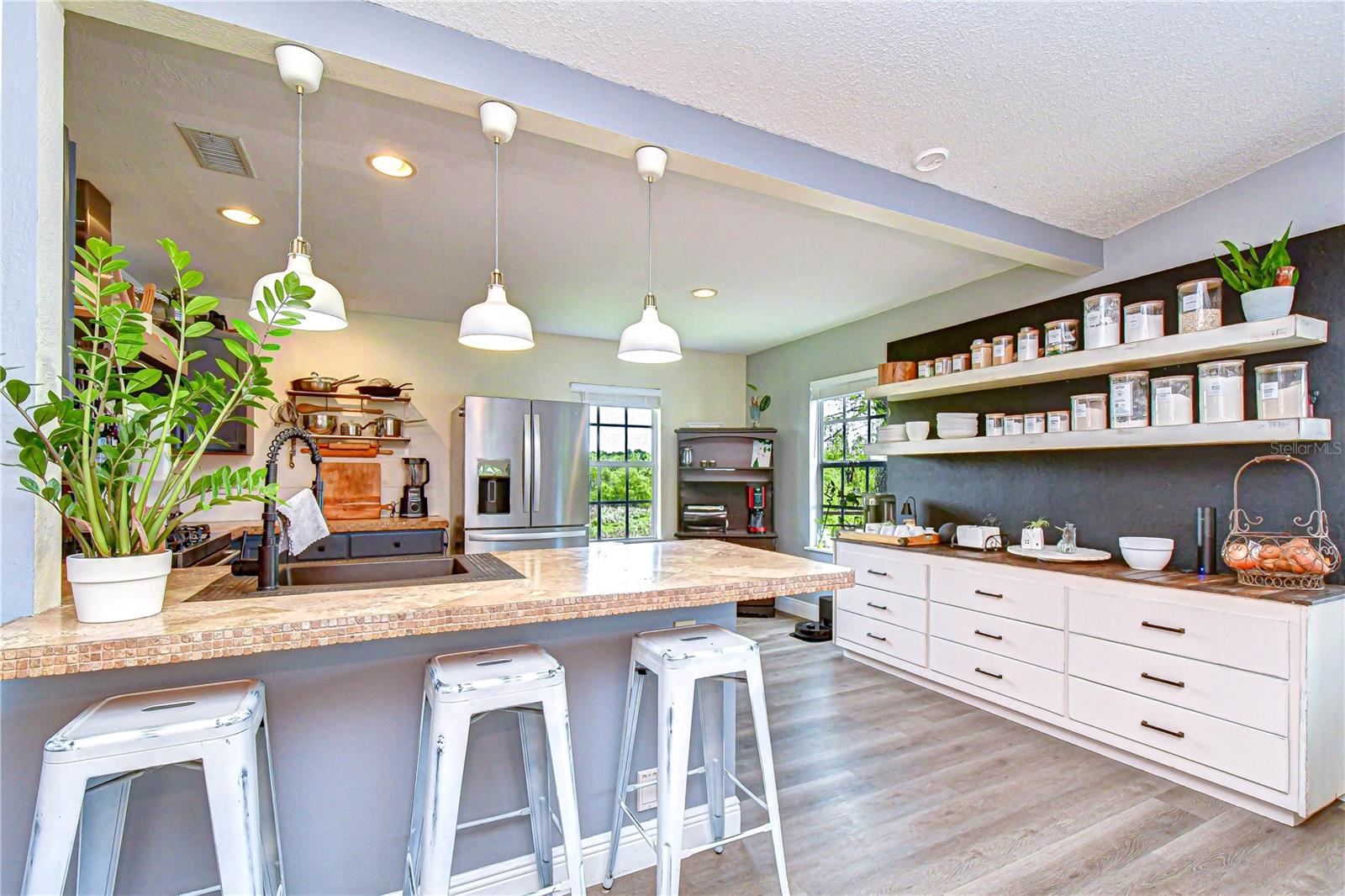 BRANDON LAKES - Residential