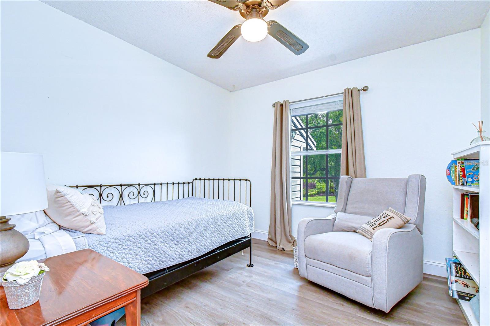 BRANDON LAKES - Residential