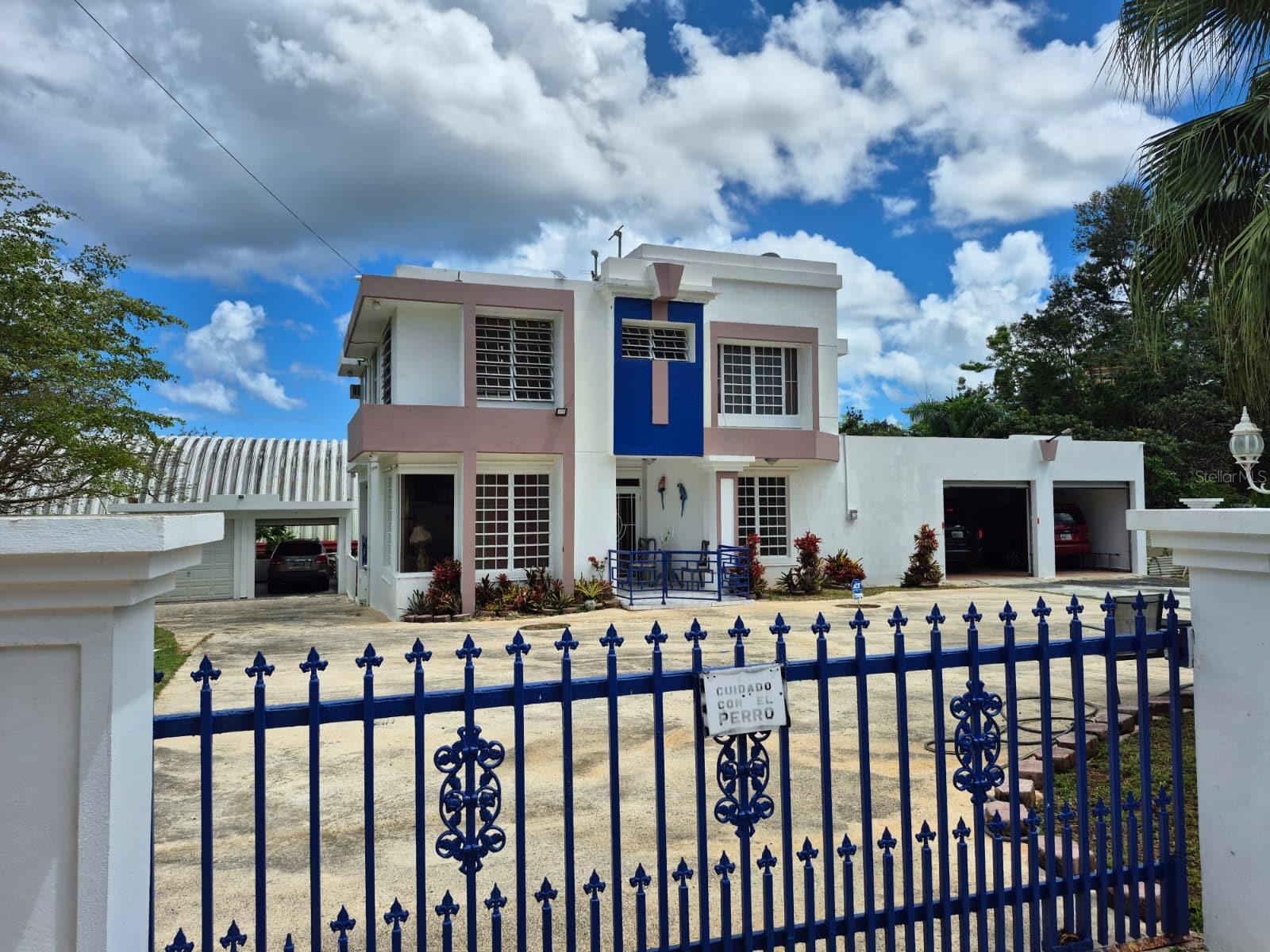 BARRIO CRUCES - Residential